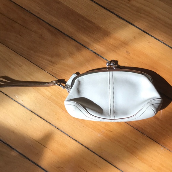 Cream Coach wristlet - Picture 2 of 6